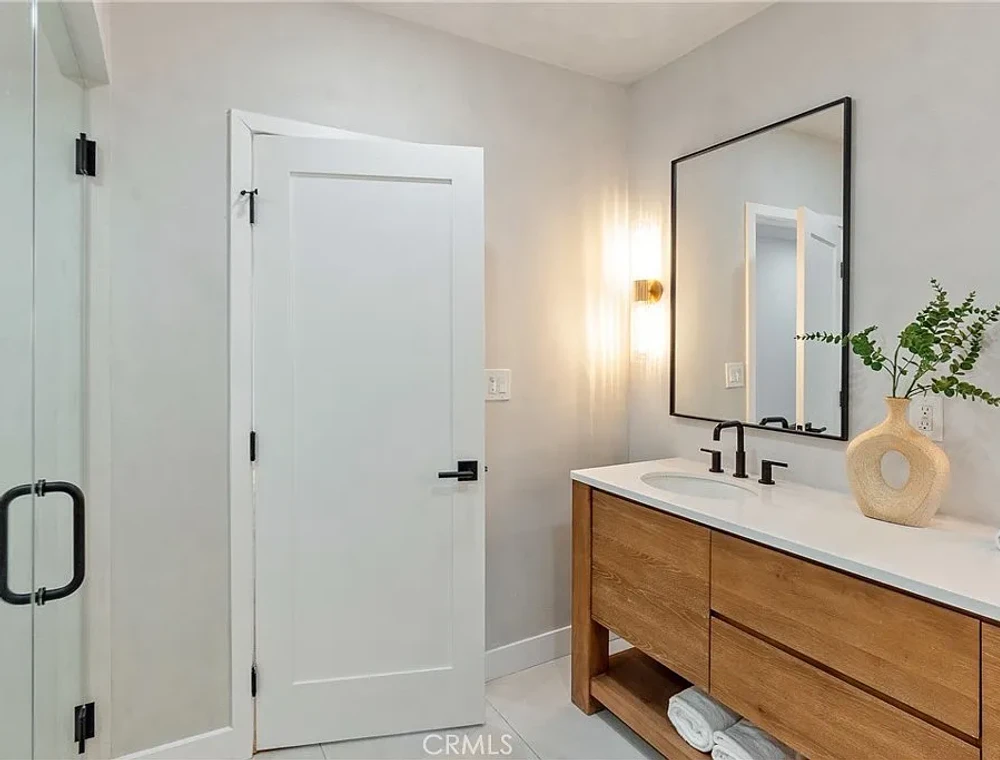 Premium interior painting by The Pink Guy